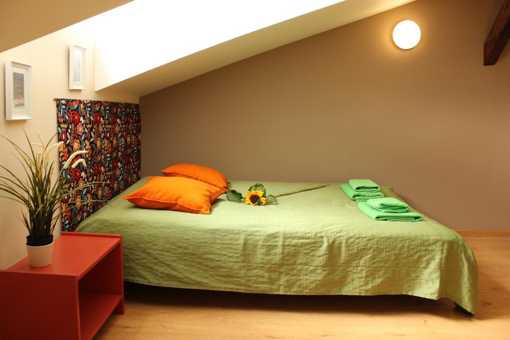 Sunny Studios Krakow Luaran gambar